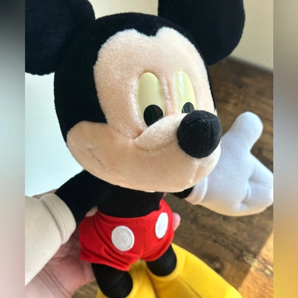 Disney Mickey Mouse Plush - Vintage Applause Stuffed Toy - Picture 1 of 17